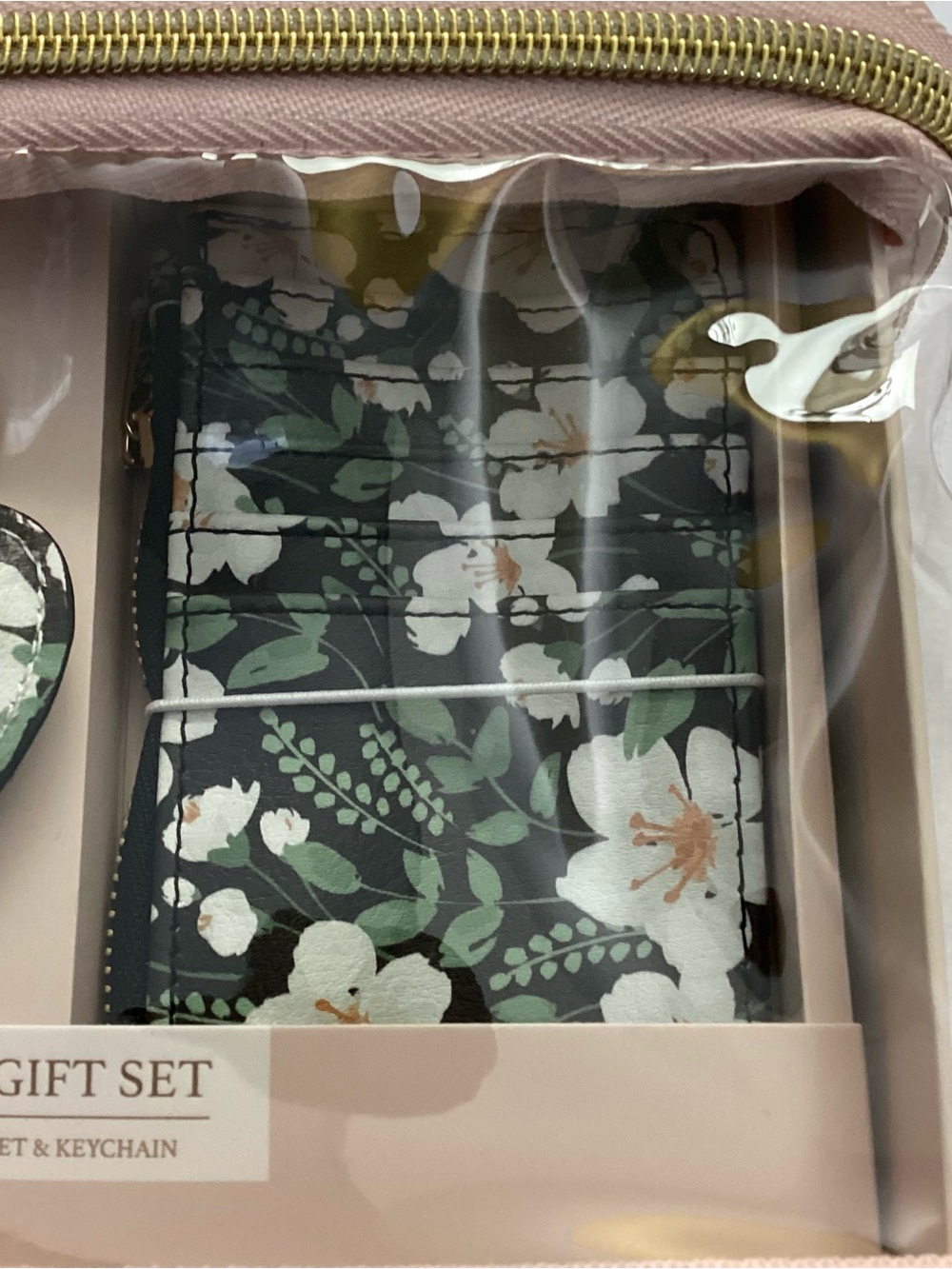 Alexis Bendel Reusable Vanity Bag Gift Set with Watch, Card Wallet & Keychain - Picture 8 of 10
